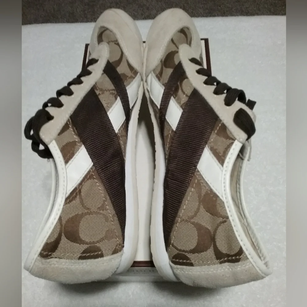 Coach authentic shoes